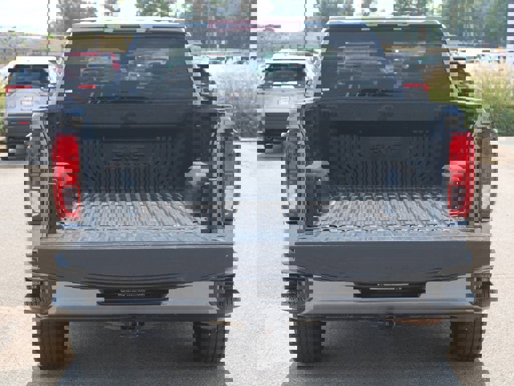 Used 2020 GMC Sierra 1500 Elevation w/ Elevation Value Package image 15