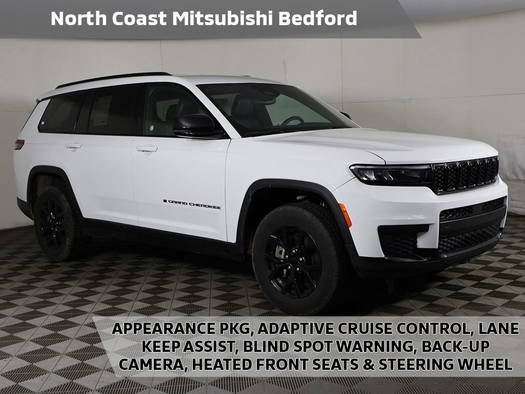 Used 2024 Jeep Grand Cherokee L Laredo AWD/4WD image 1