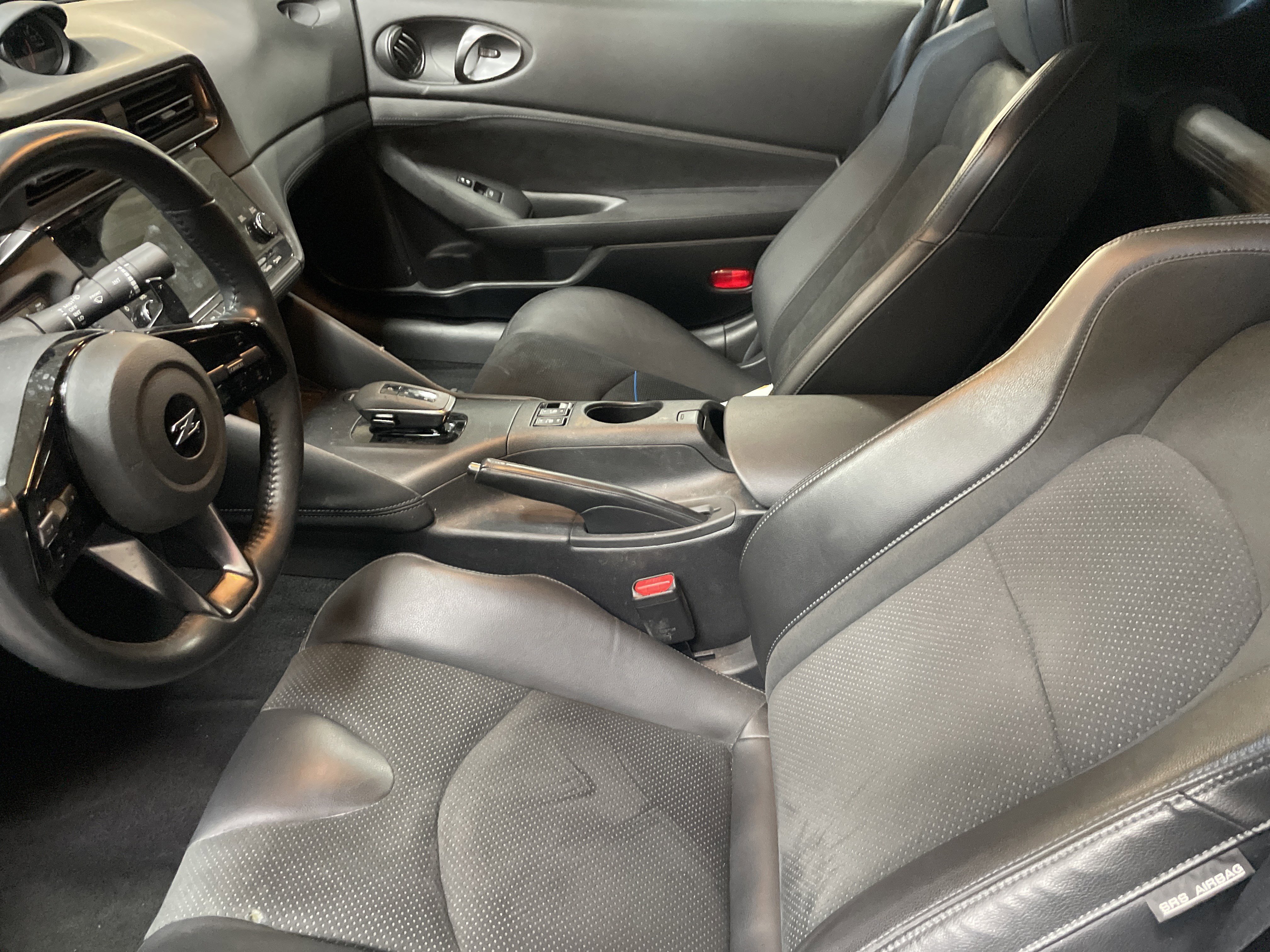 Used 2024 Nissan Z Performance w/ Floor Mat Package image 8