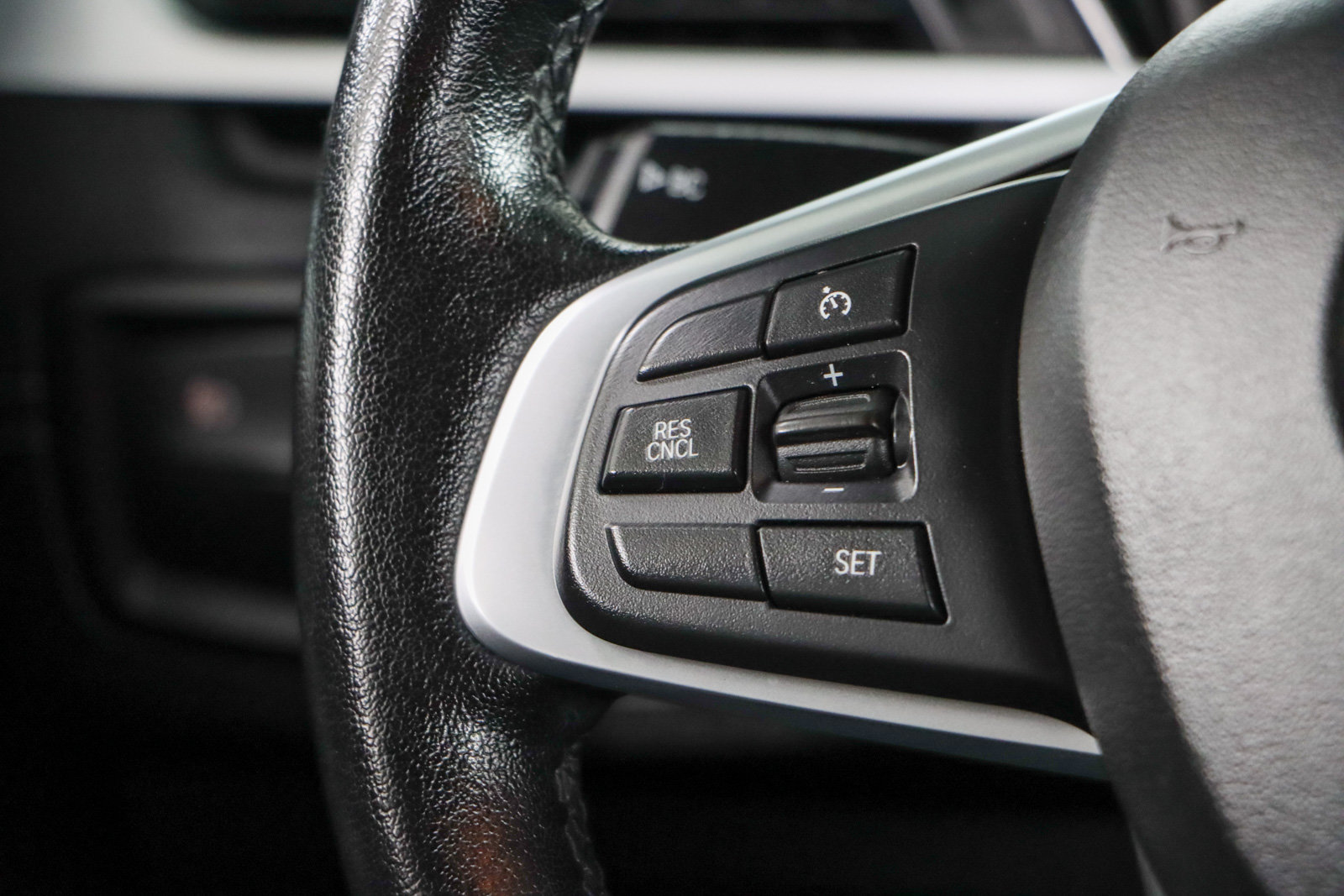 Used 2022 BMW X2 sDrive28i FWD image 13