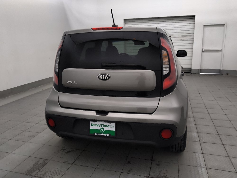 Used 2017 Kia Soul FWD image 7