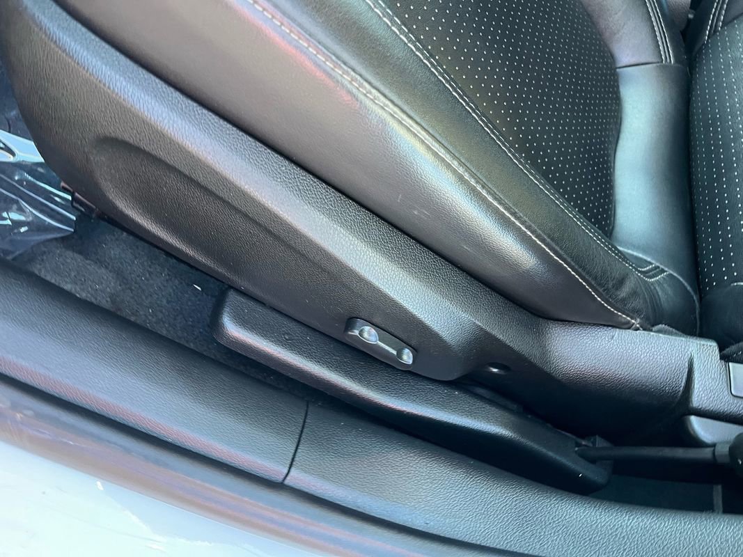 Used 2019 Chevrolet Sonic Premier FWD image 12