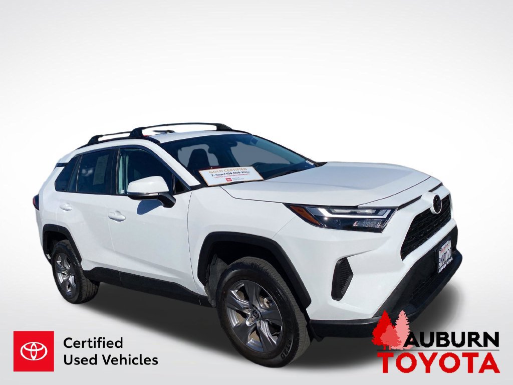 Certified 2024 Toyota RAV4 XLE AWD/4WD image 4