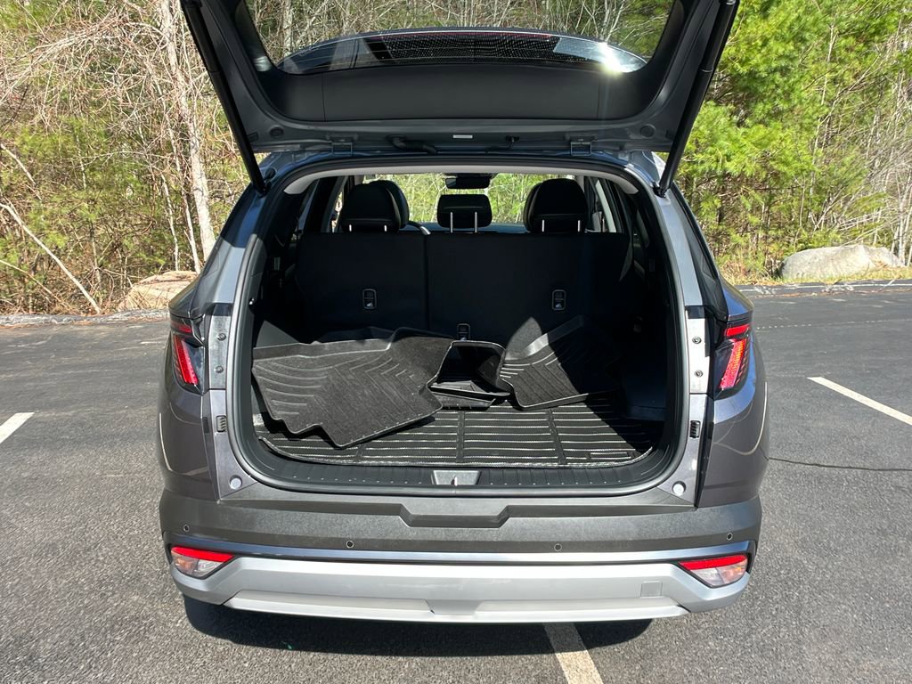 Used 2025 Hyundai Tucson Limited image 24