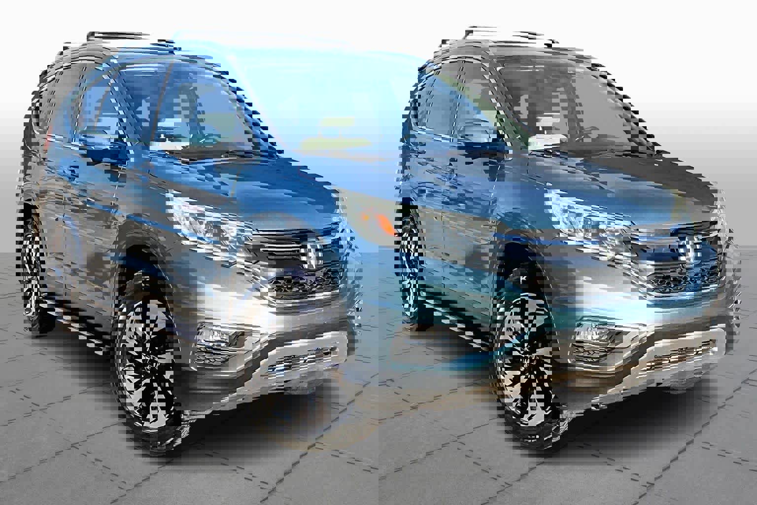 Used 2016 Honda CR-V Touring image 3