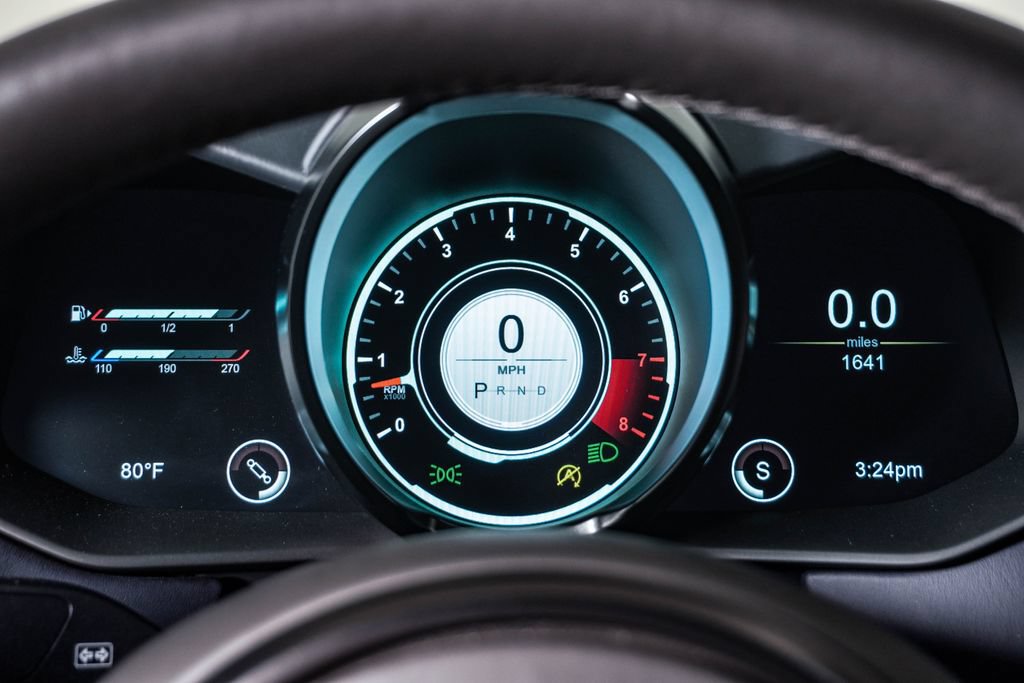 Used 2023 Aston Martin V12 Vantage RWD image 27
