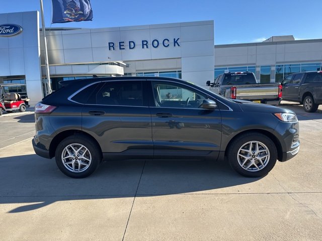 Used 2023 Ford Edge SEL w/ Convenience Package image 2