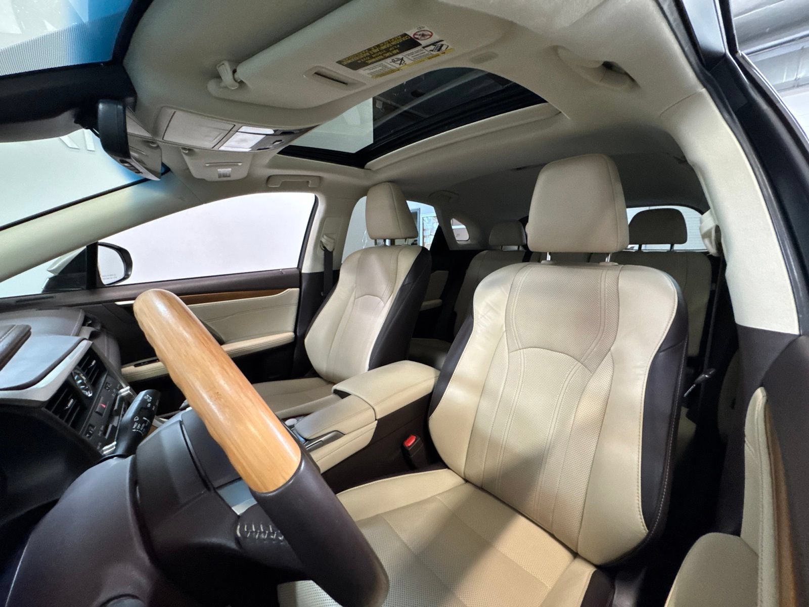 Used 2018 Lexus RX 350 FWD w/ Premium Package image 8