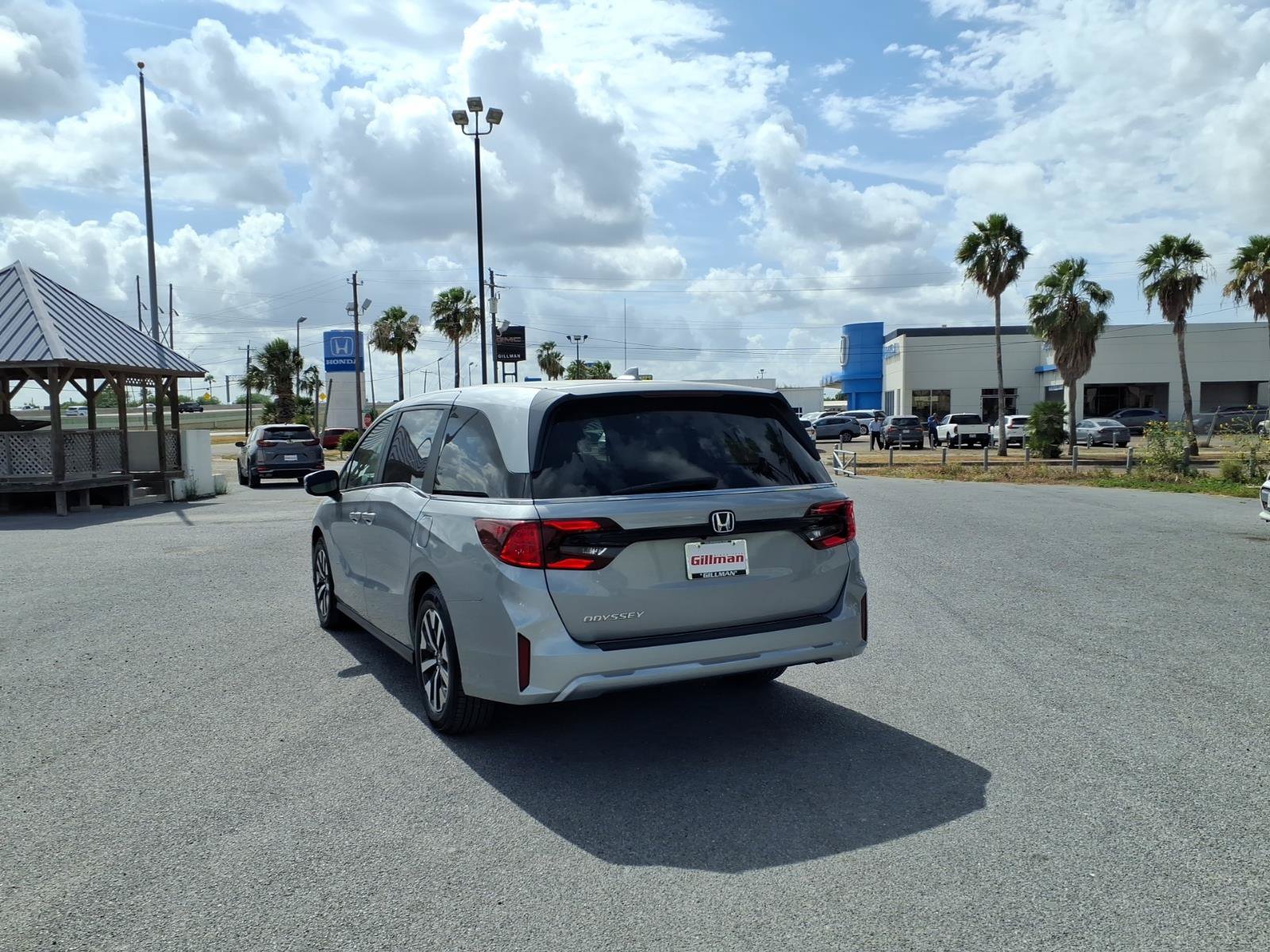 Used 2025 Honda Odyssey EX-L image 6