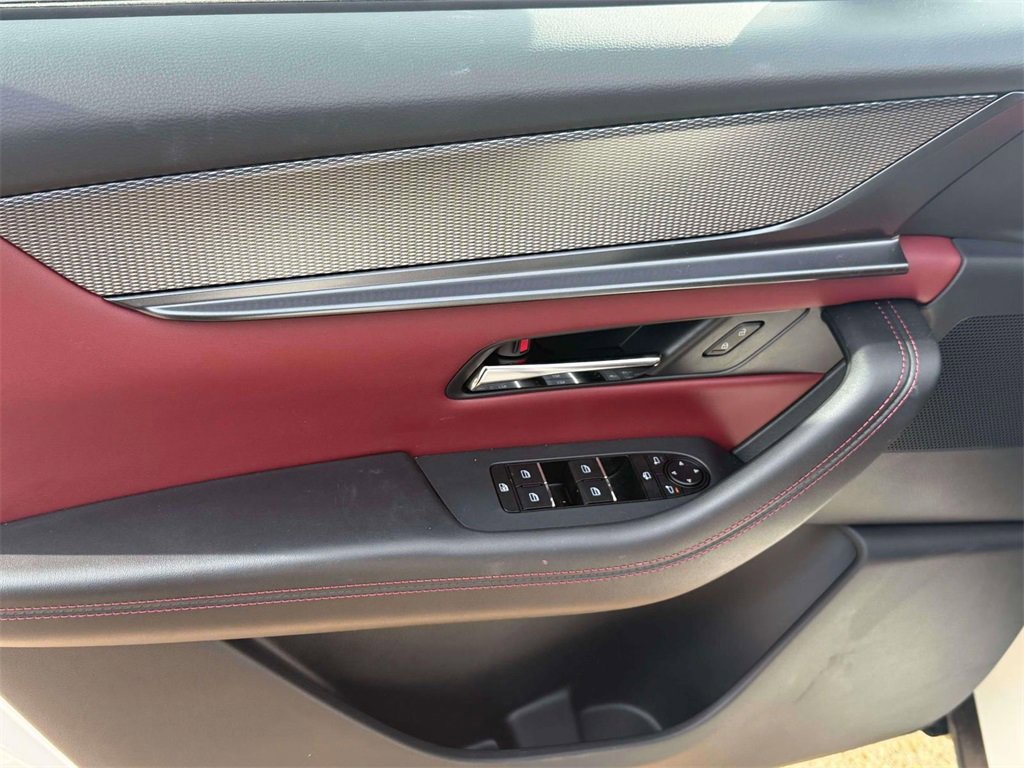 Certified 2025 MAZDA CX-70 Plug-In Hybrid w/ Premium Plus image 12