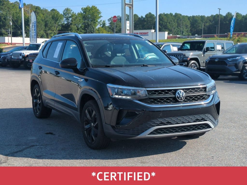 Used 2022 Volkswagen Taos SE AWD/4WD image 2