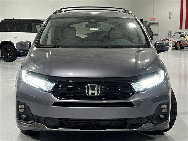 New 2026 Honda Odyssey Touring image 10