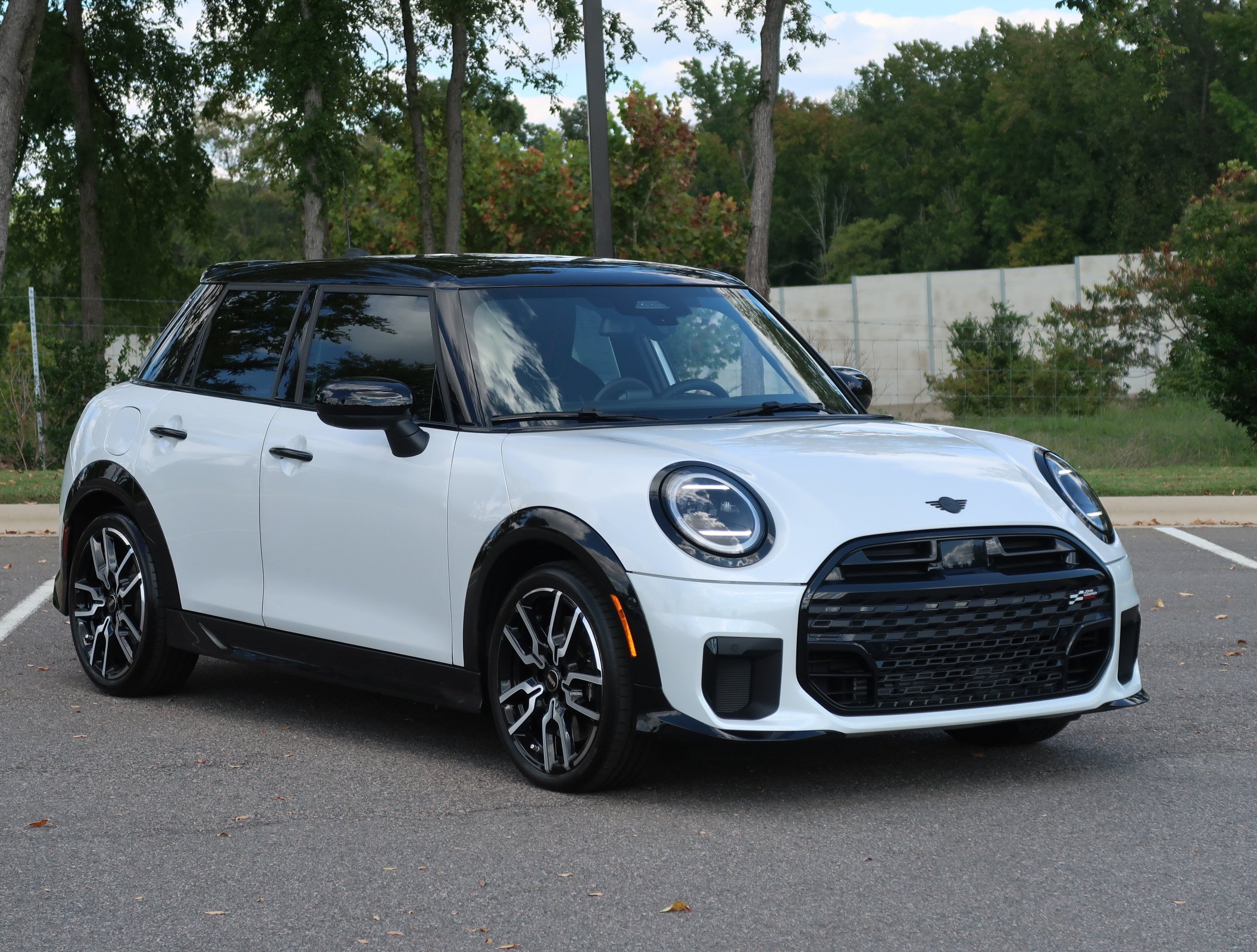 Used 2026 MINI Cooper S FWD image 1