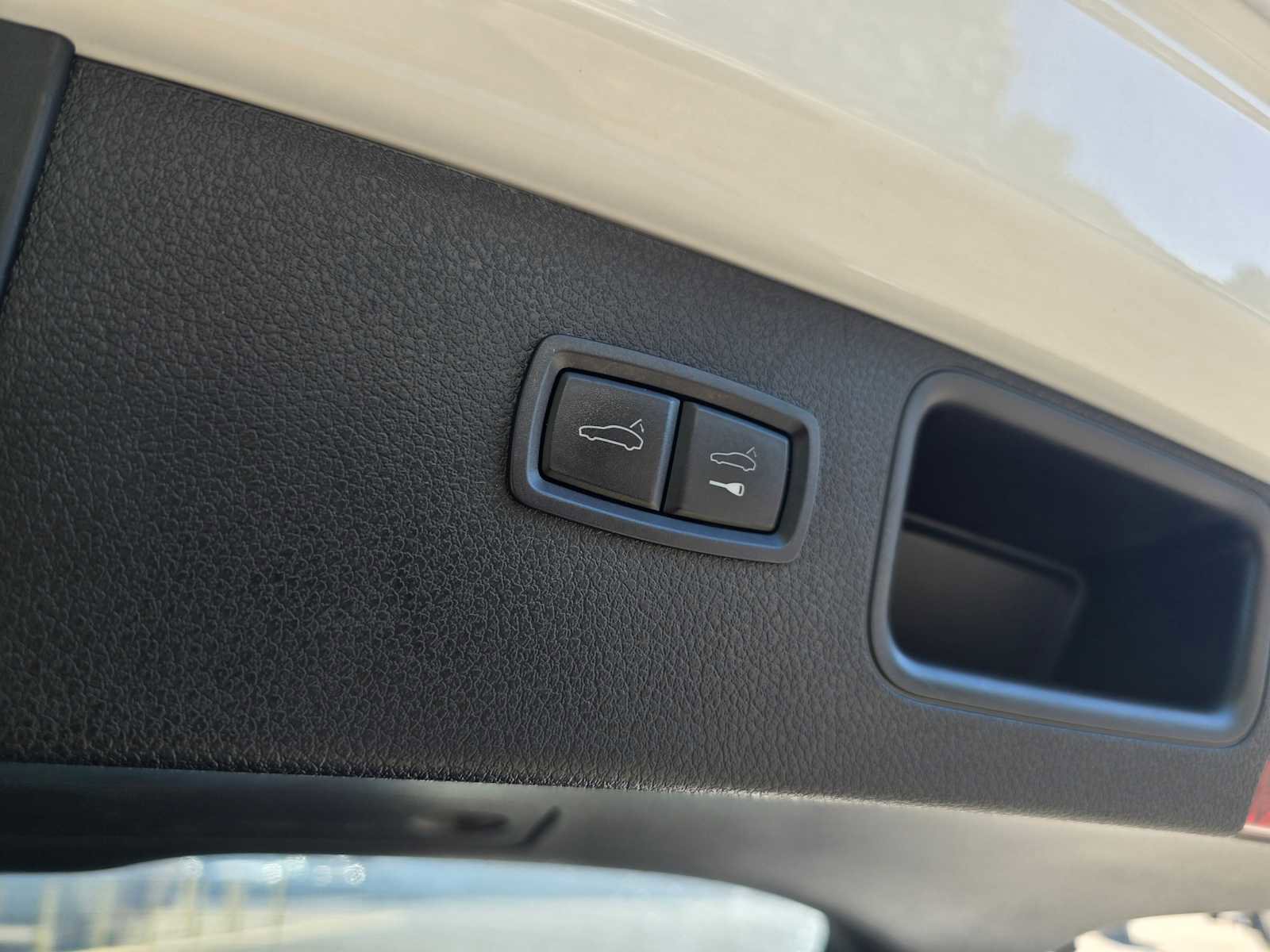 Used 2022 Porsche Macan image 18