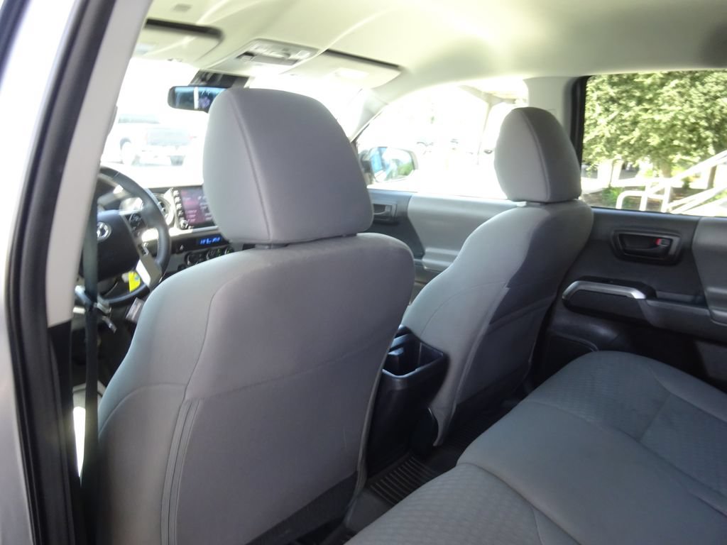 Used 2021 Toyota Tacoma SR5 RWD image 21