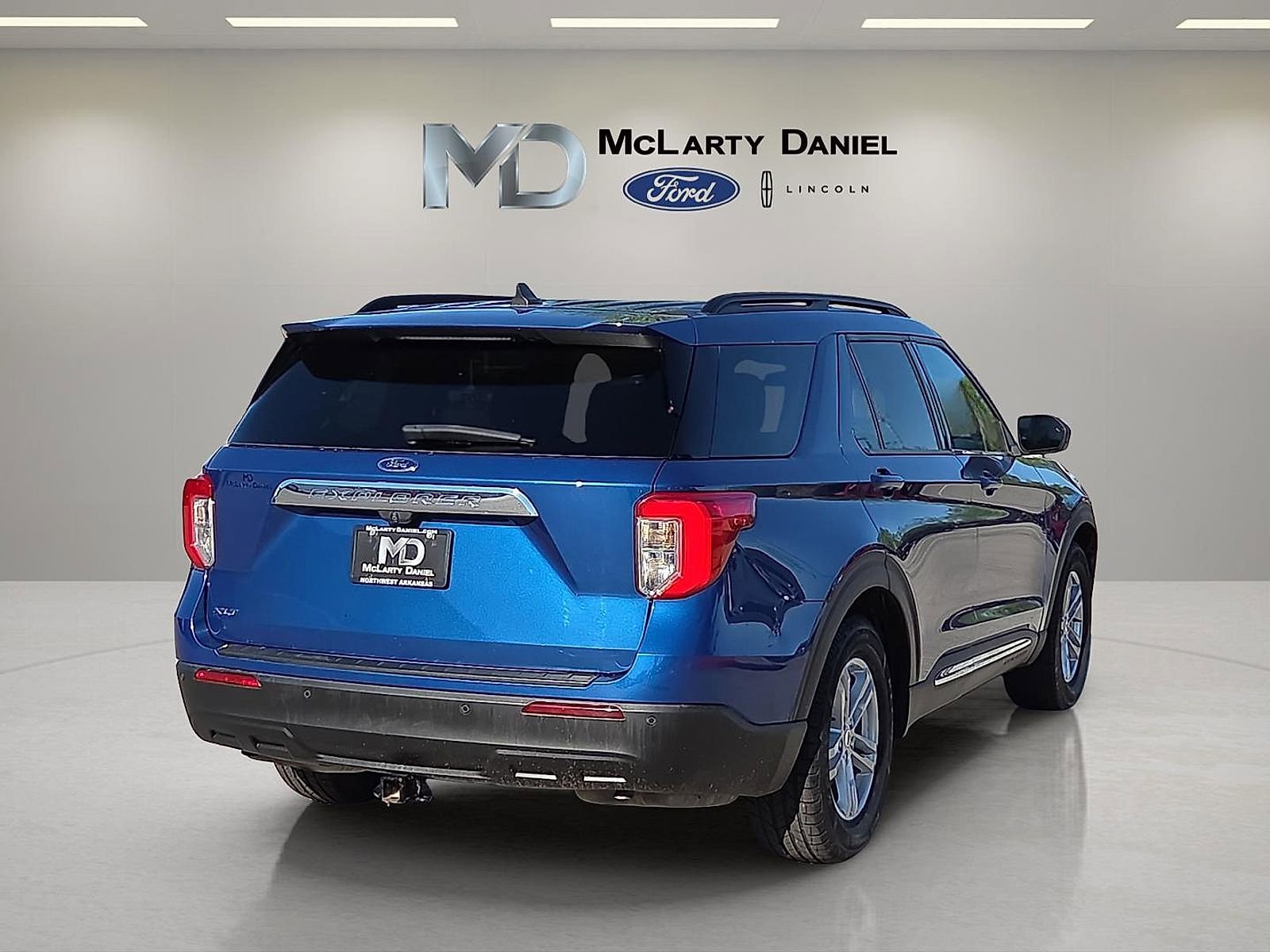 Used 2021 Ford Explorer XLT RWD image 5
