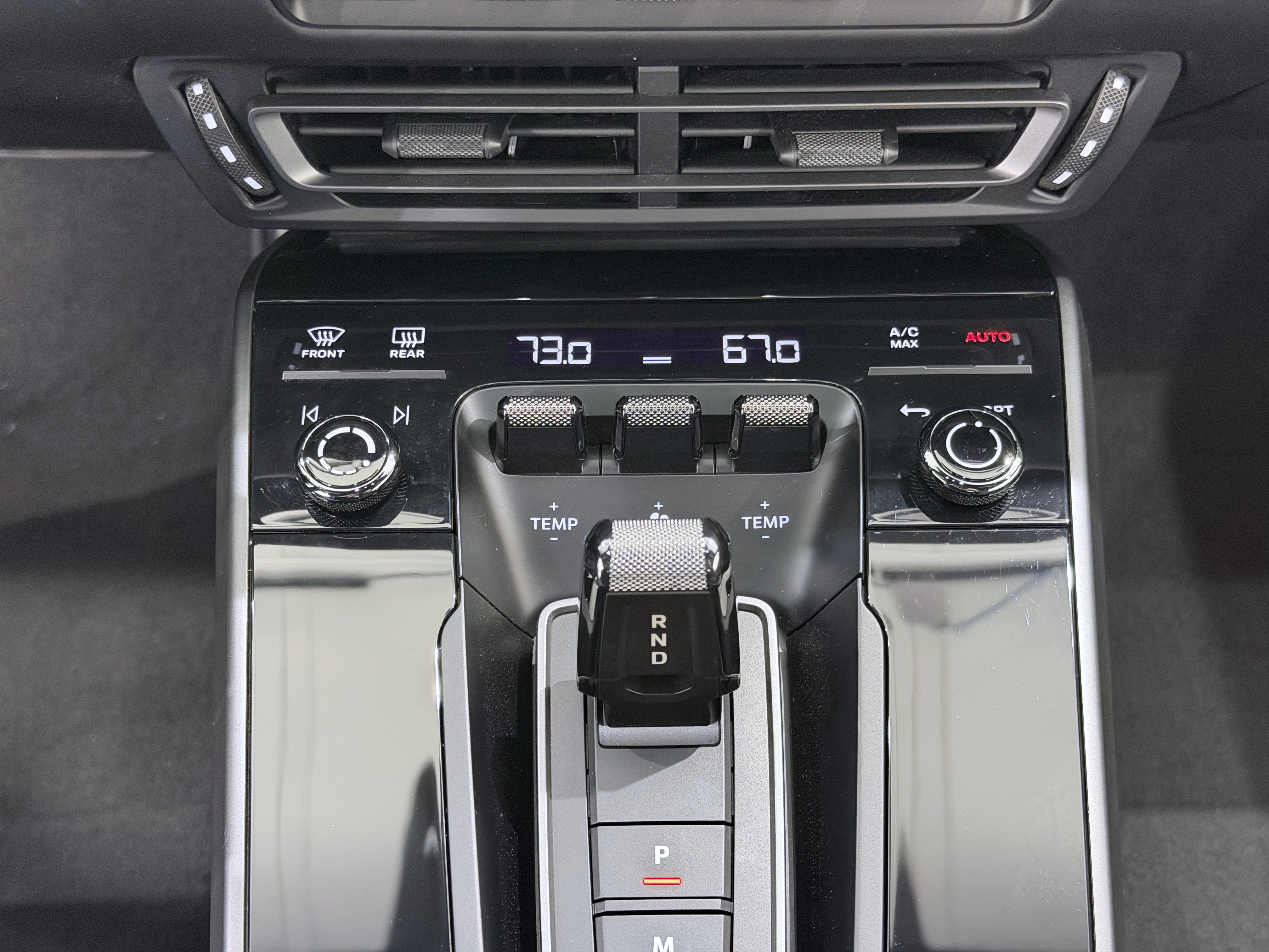 Certified 2023 Porsche 911 Carrera RWD image 40