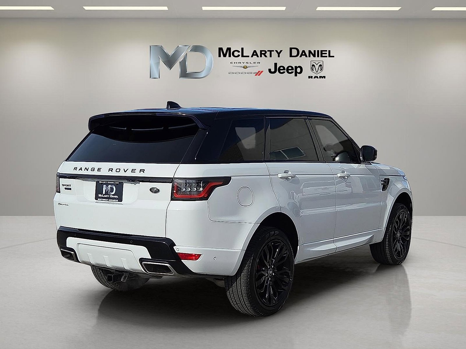 Used 2018 Land Rover Range Rover Sport Supercharged image 5