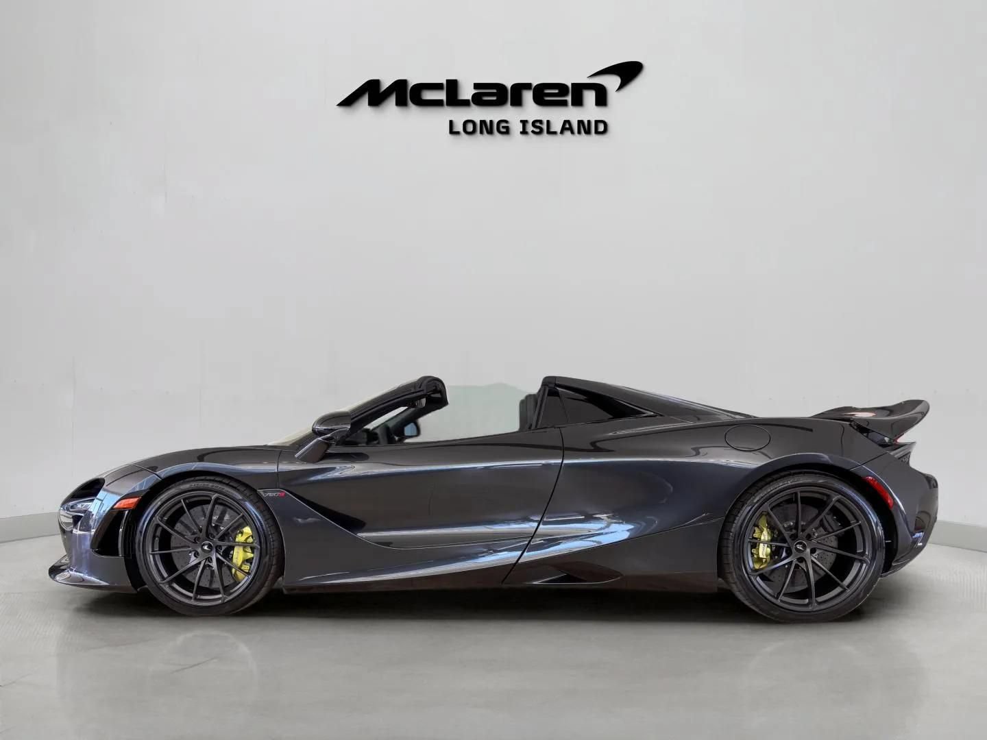 New 2026 McLaren 750S Spider RWD image 2