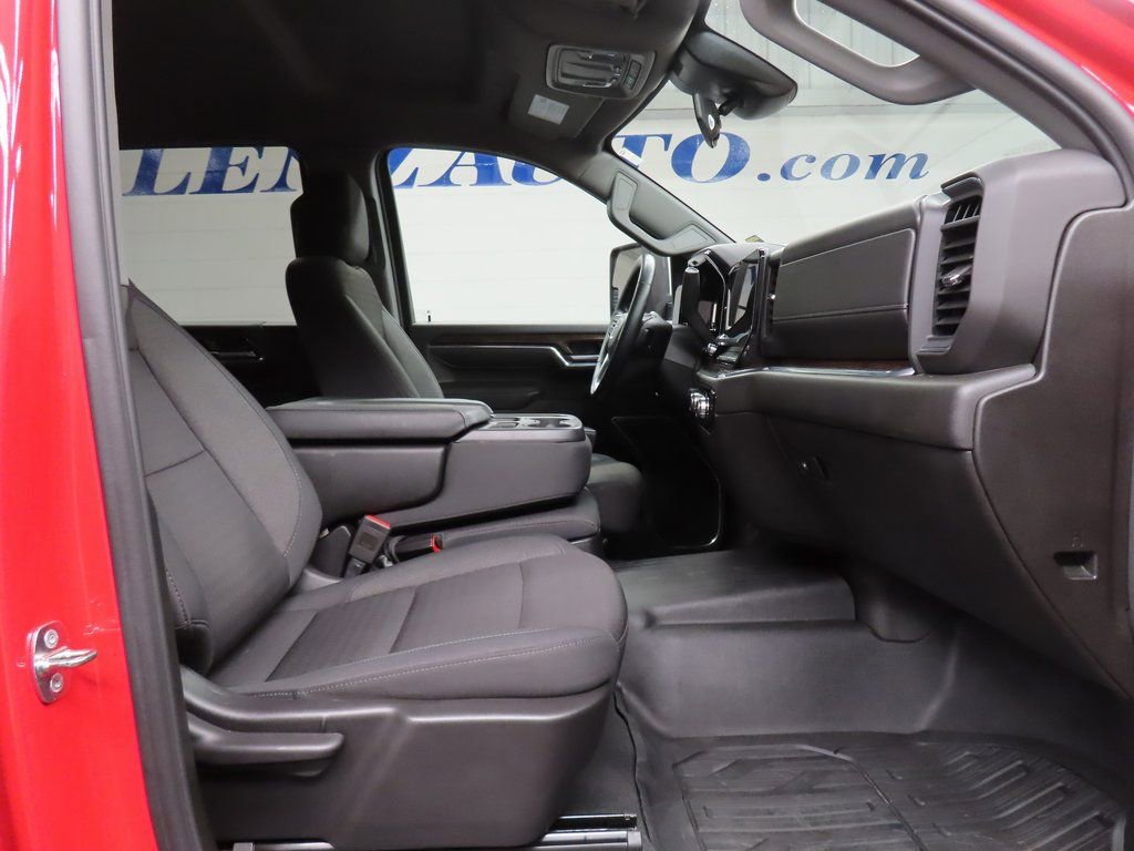 Used 2024 GMC Sierra 2500 SLE image 23