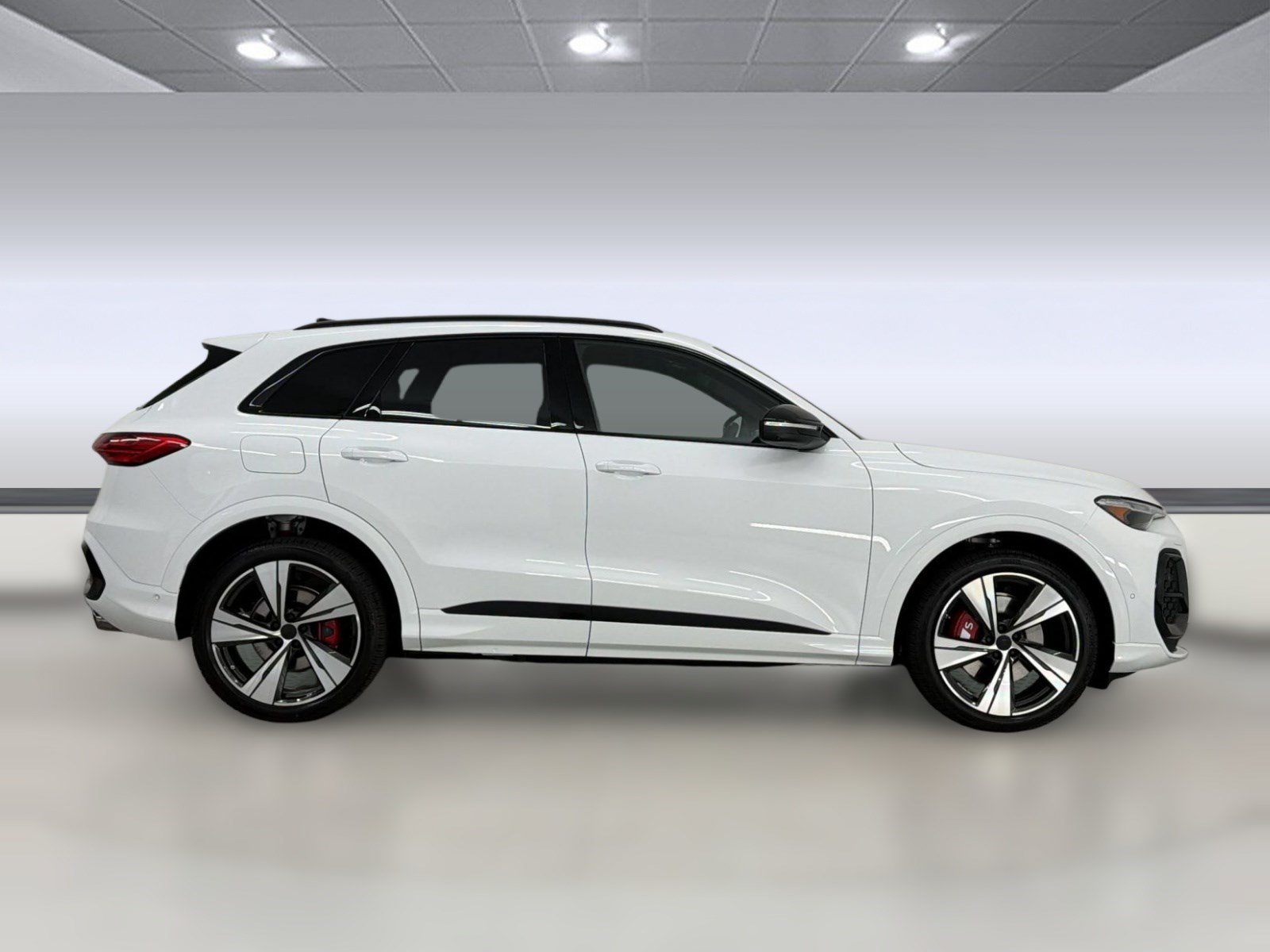 New 2026 Audi SQ5 Prestige AWD/4WD image 8