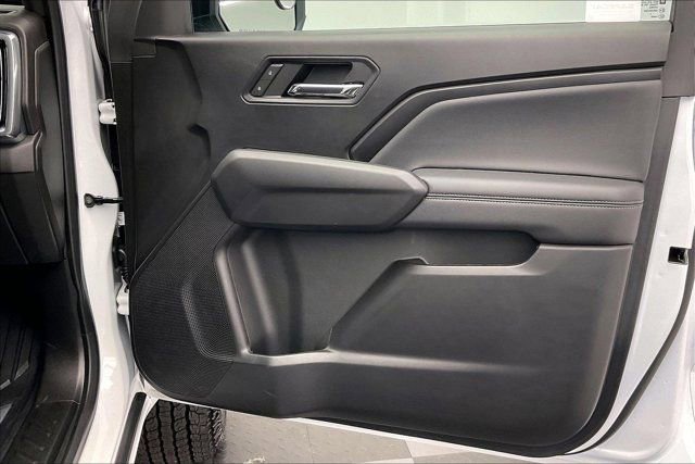Used 2024 GMC Canyon Elevation image 26