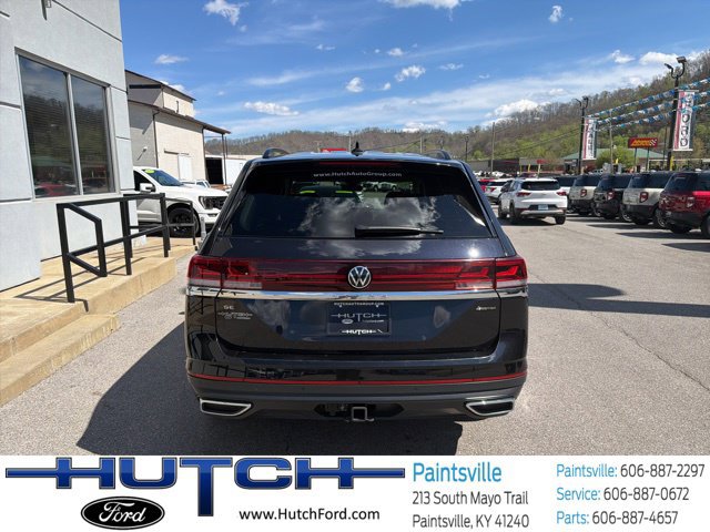 Used 2025 Volkswagen Atlas SE AWD/4WD image 4
