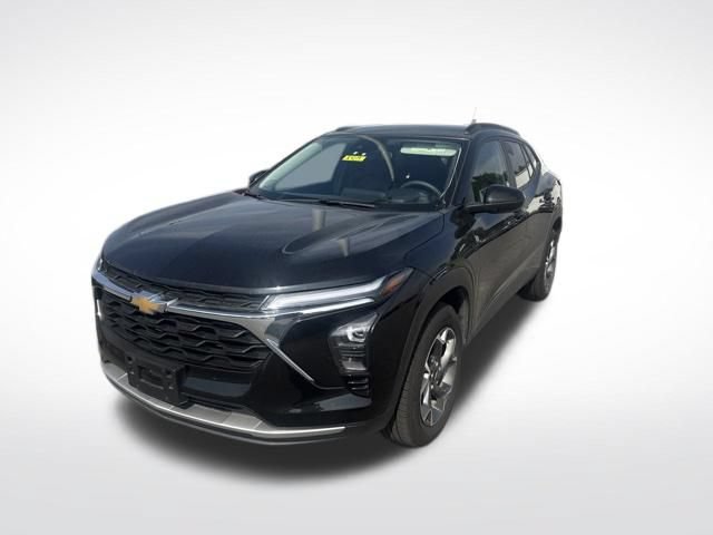 Used 2025 Chevrolet Trax LT