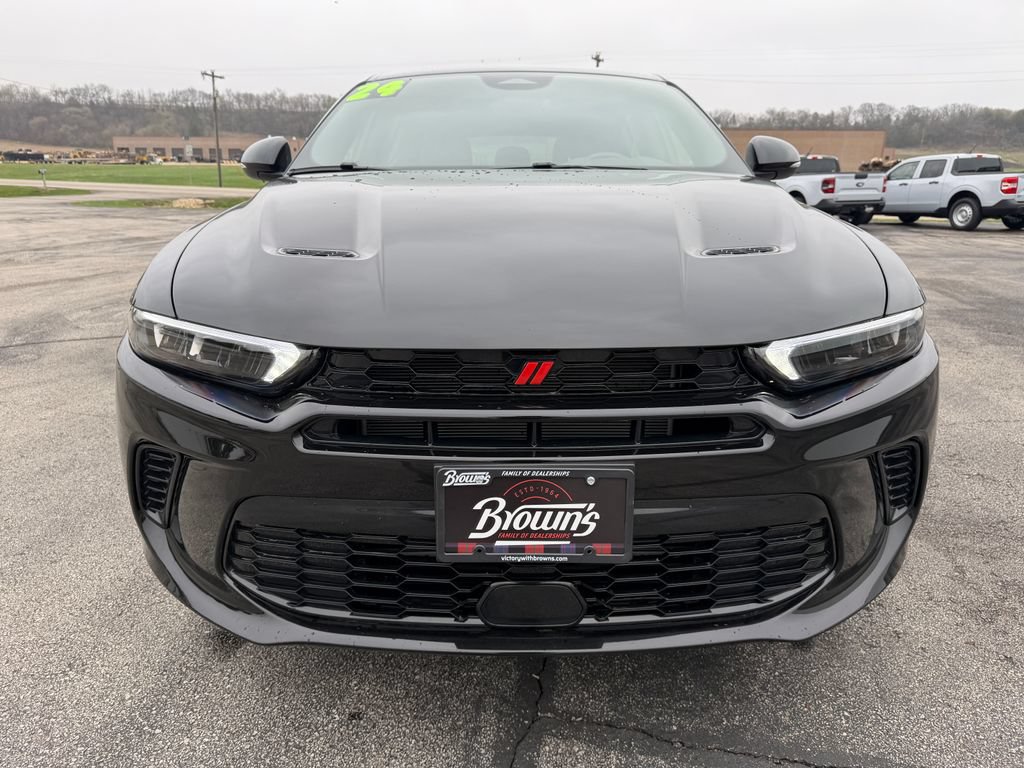 Used 2024 Dodge Hornet R/T w/ Track Pack AWD/4WD image 2
