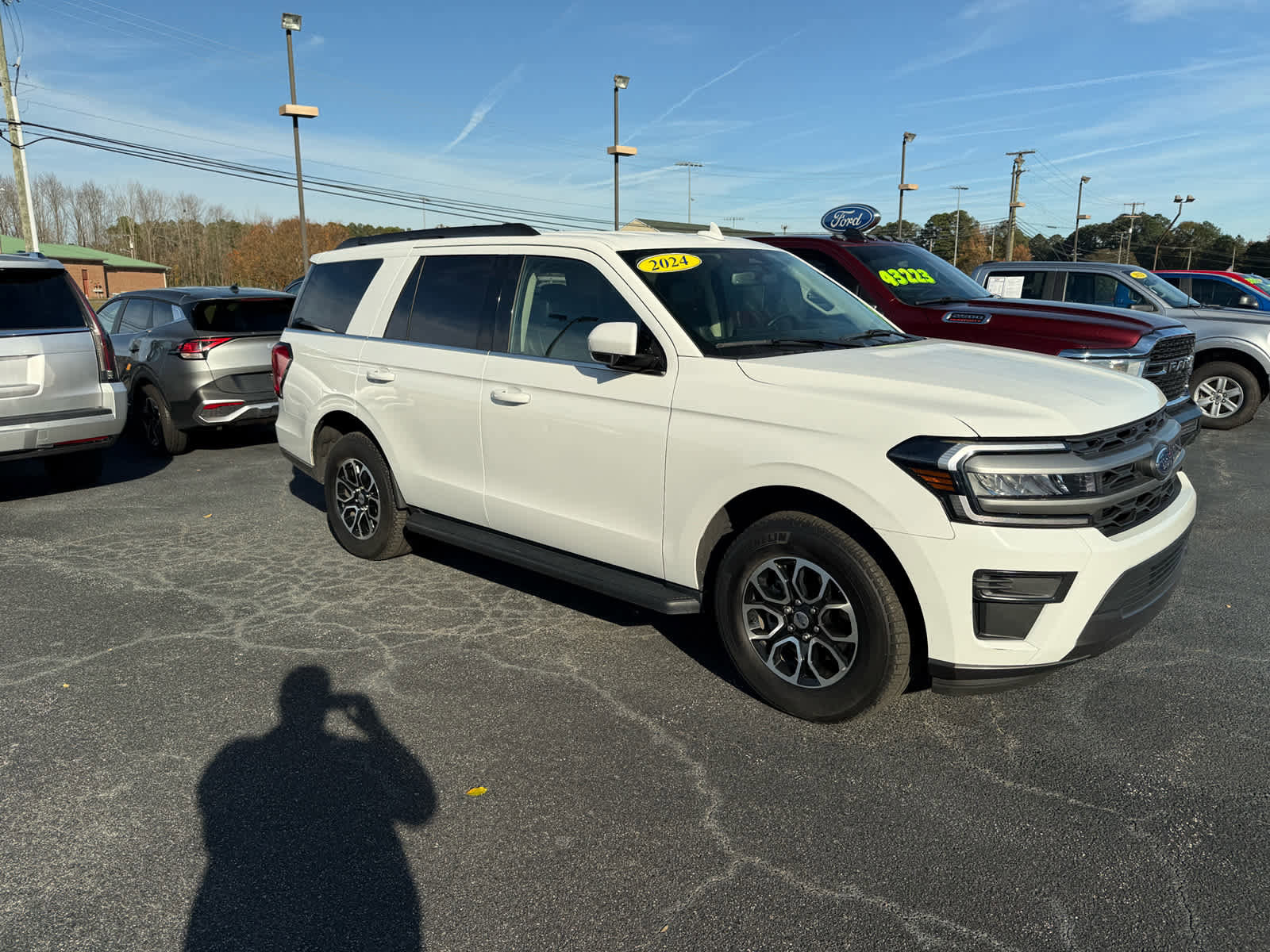 Used 2024 Ford Expedition XLT