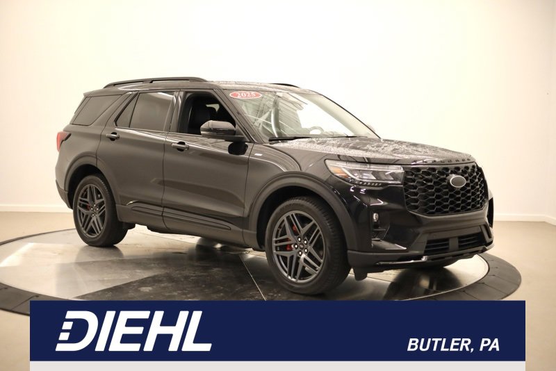 Used 2025 Ford Explorer ST-Line w/ Premium Package