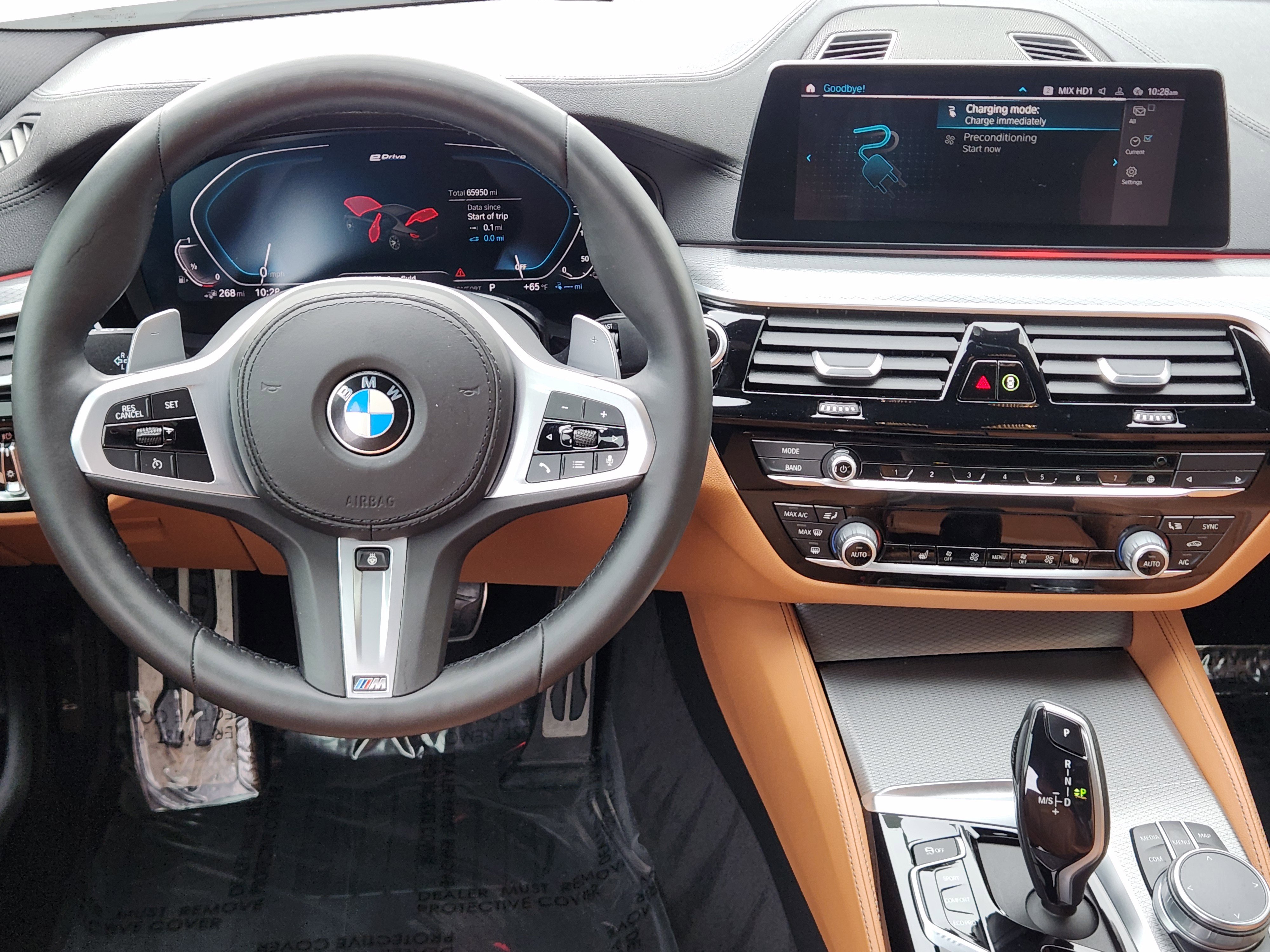 Used 2020 BMW 530e w/ M Sport Package image 30