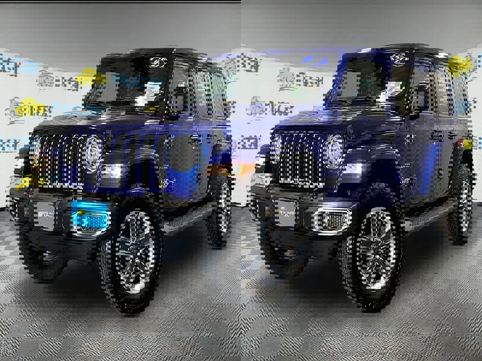 Used 2020 Jeep Wrangler Unlimited Sahara AWD/4WD image 3