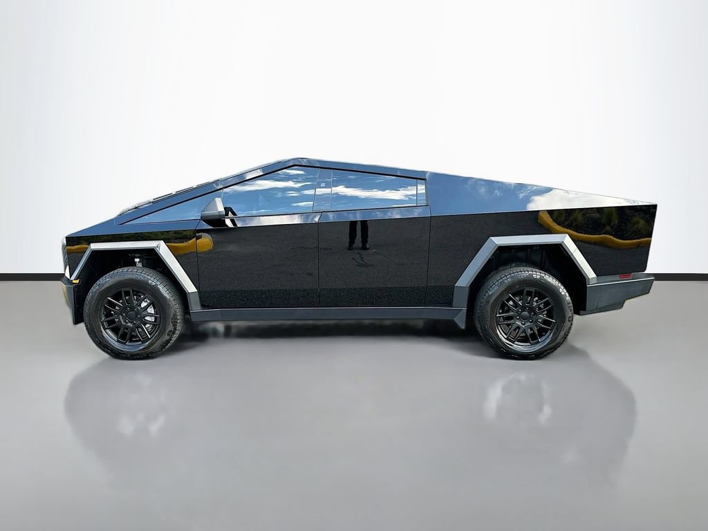 Used 2024 Tesla Cybertruck Cyberbeast AWD/4WD image 2