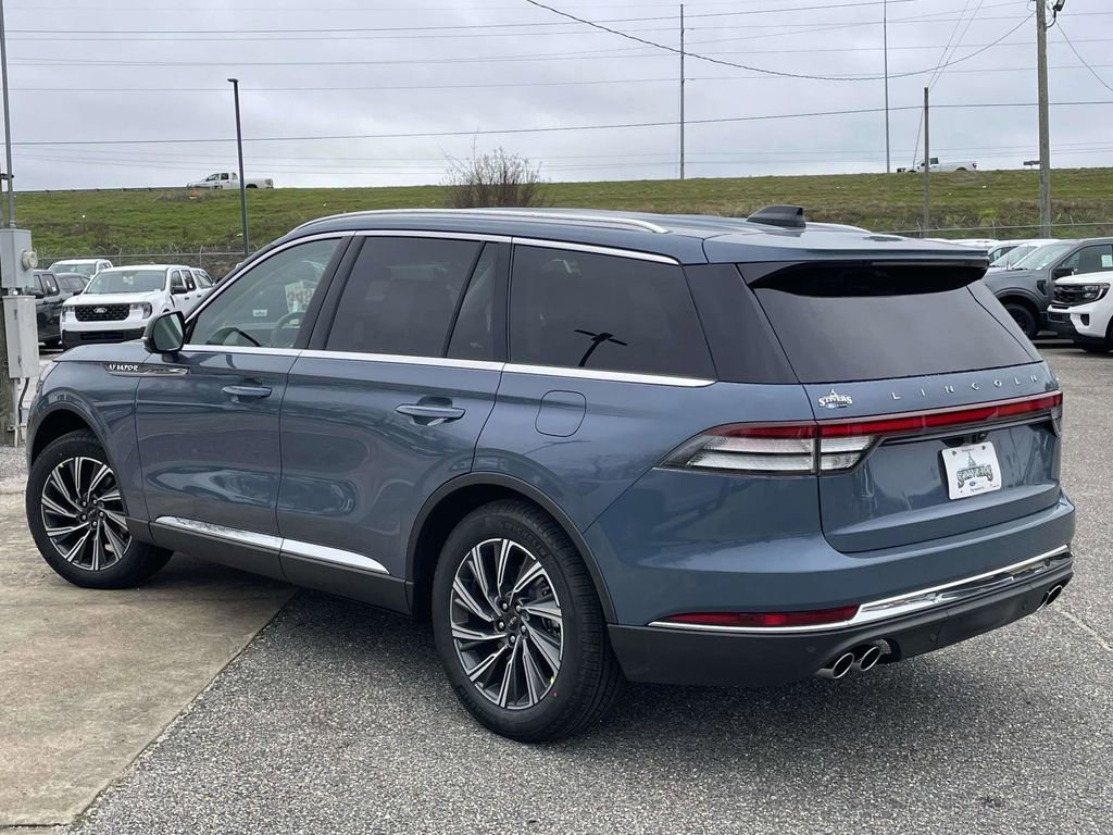 New 2026 Lincoln Aviator 2WD image 5