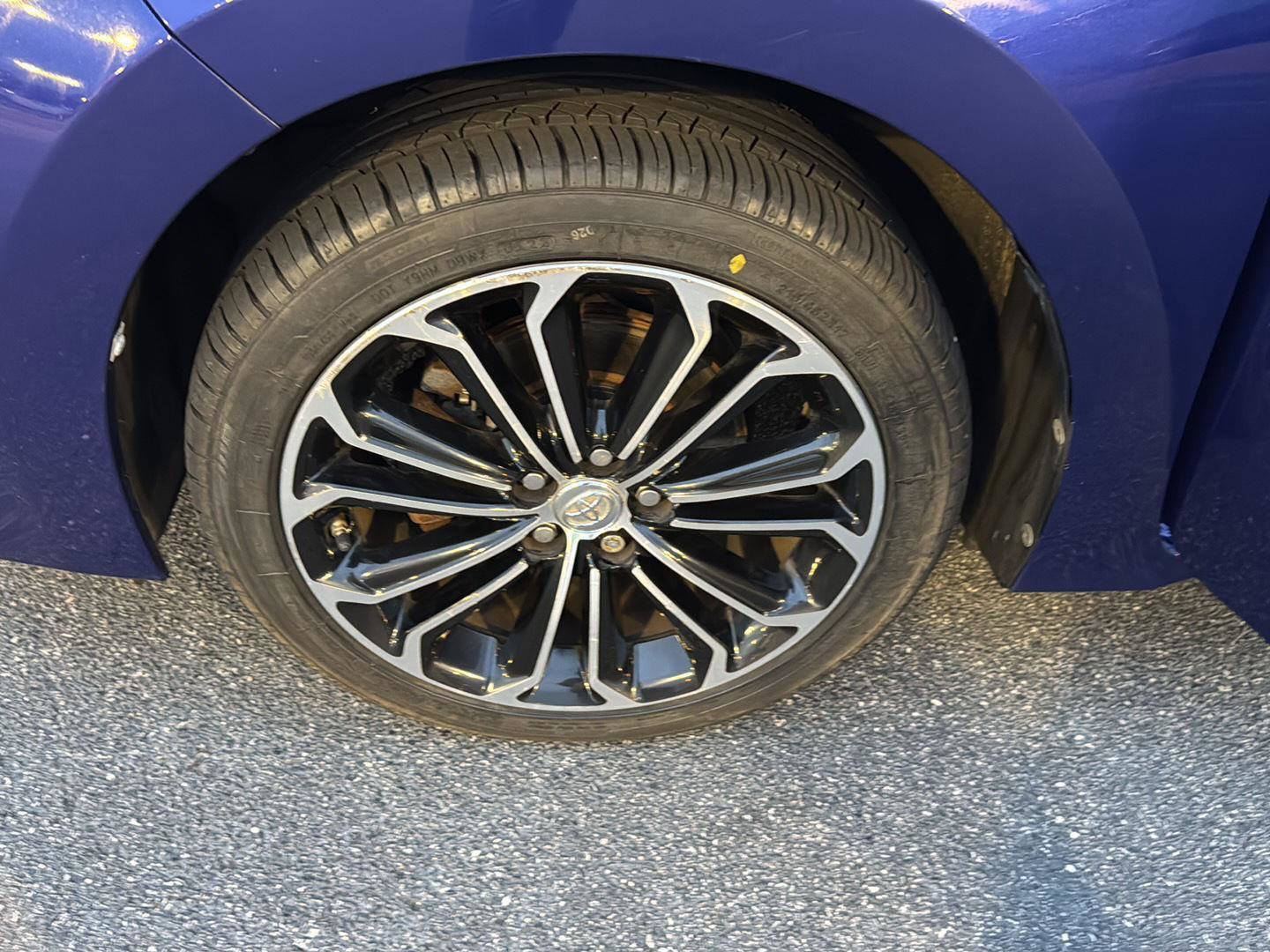 Used 2014 Toyota Corolla S Premium image 31