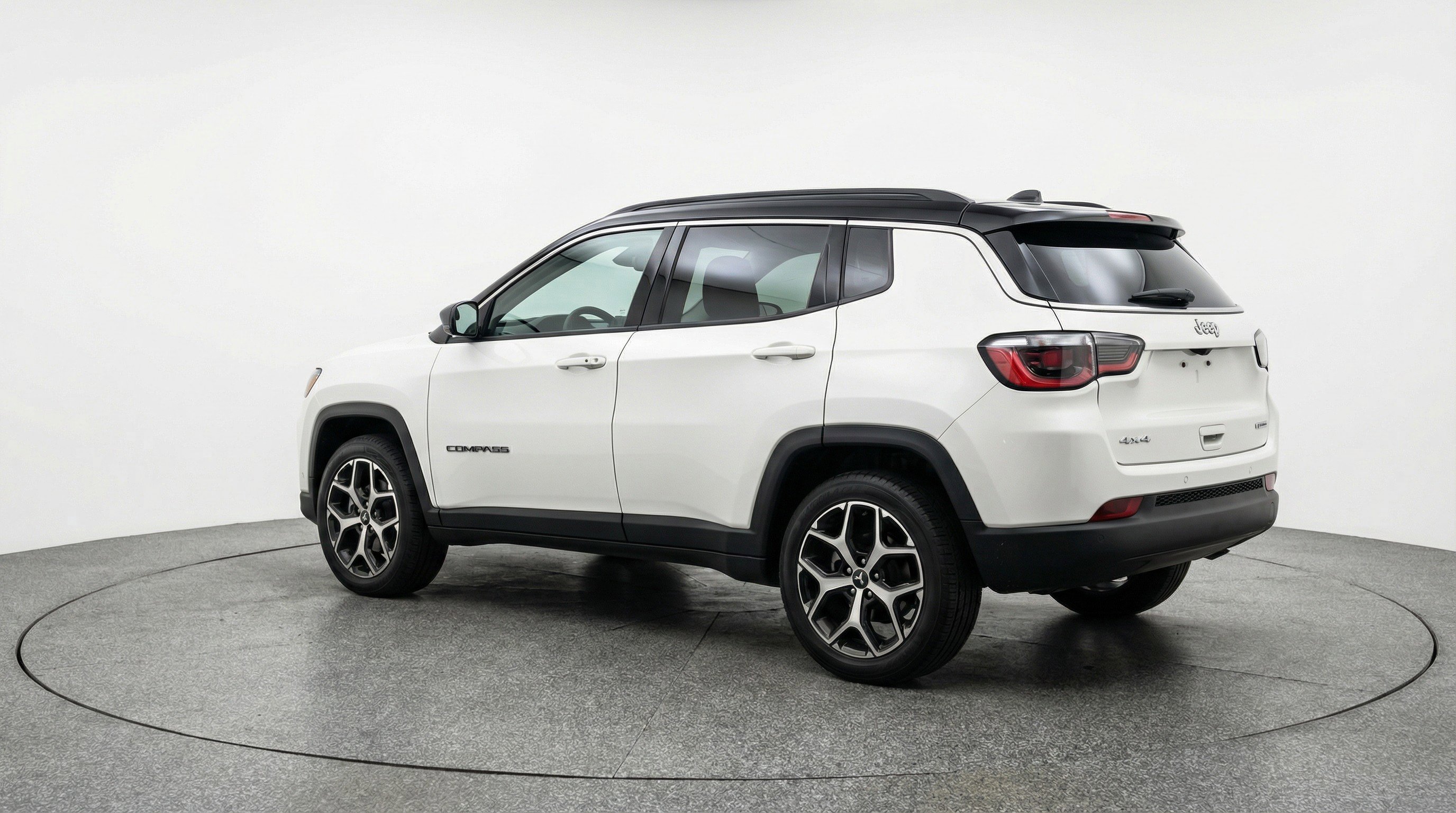 Used 2025 Jeep Compass Limited image 6
