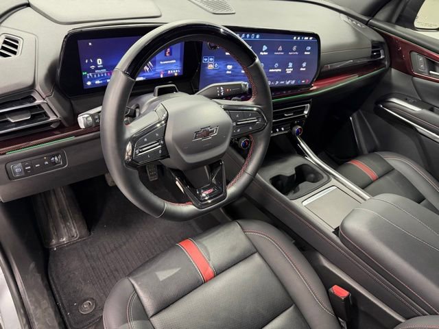 Used 2024 Chevrolet Traverse RS image 12