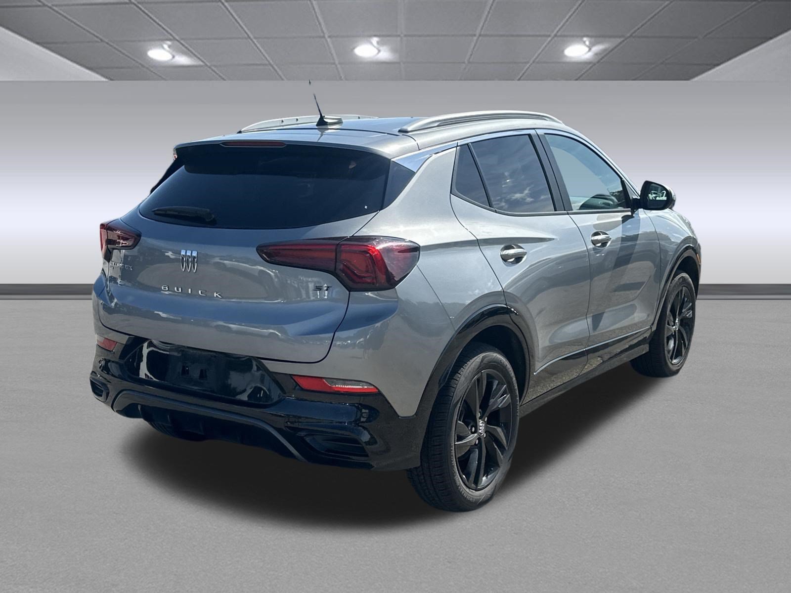 Used 2024 Buick Encore GX Sport Touring AWD/4WD image 3