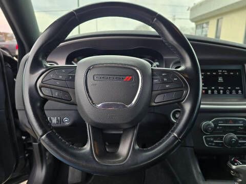Used 2022 Dodge Charger SXT image 16