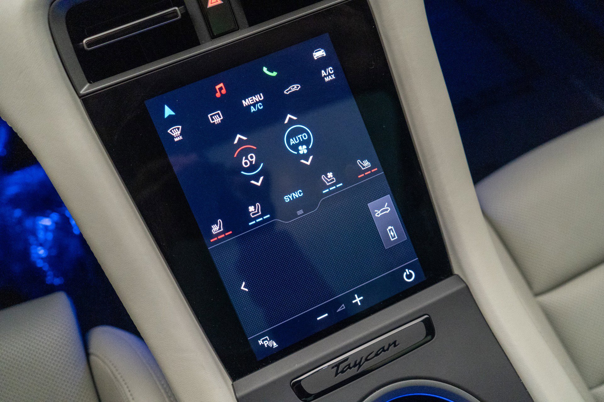 Used 2021 Porsche Taycan Turbo S image 29