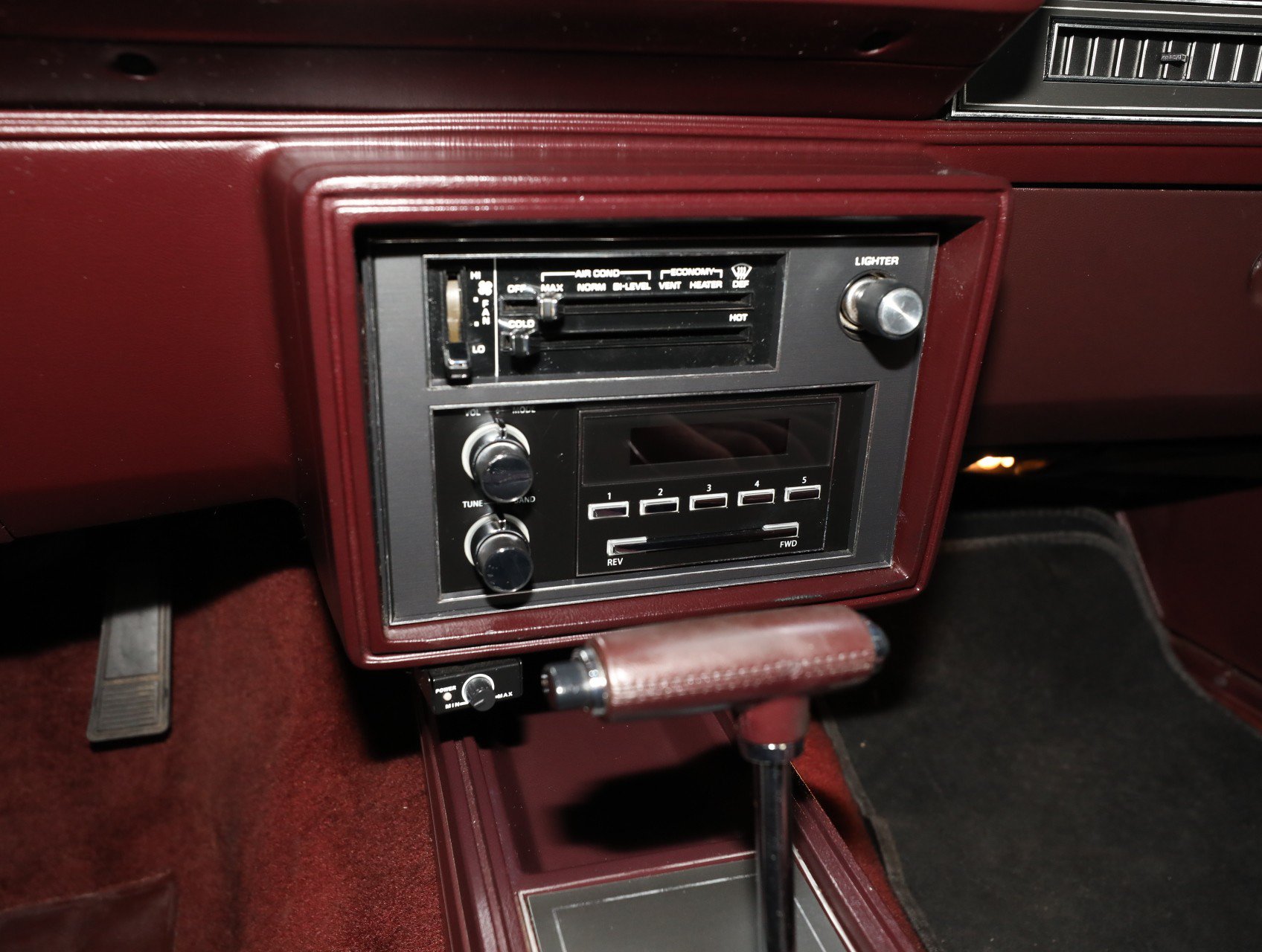 Used 1987 Oldsmobile Cutlass Supreme Salon RWD image 53