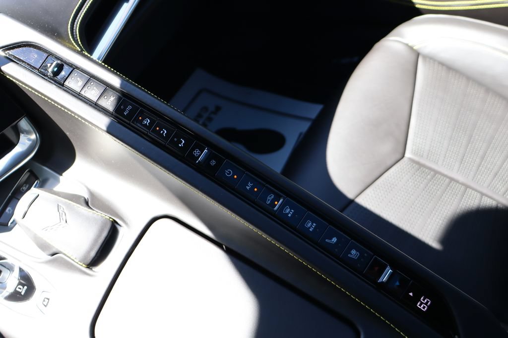 Used 2020 Chevrolet Corvette Stingray Premium Cpe w/ 3LT Preferred Equipment Group RWD image 10