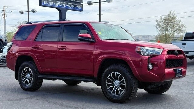 Used 2019 Toyota 4Runner SR5 Premium AWD/4WD image 4