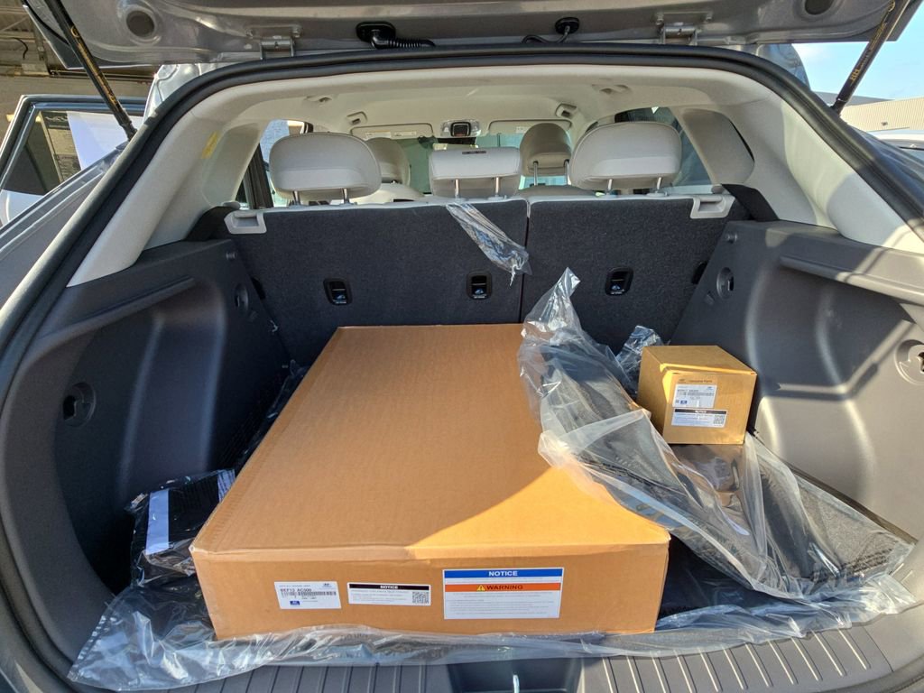 New 2026 Hyundai Kona SEL Premium FWD image 13