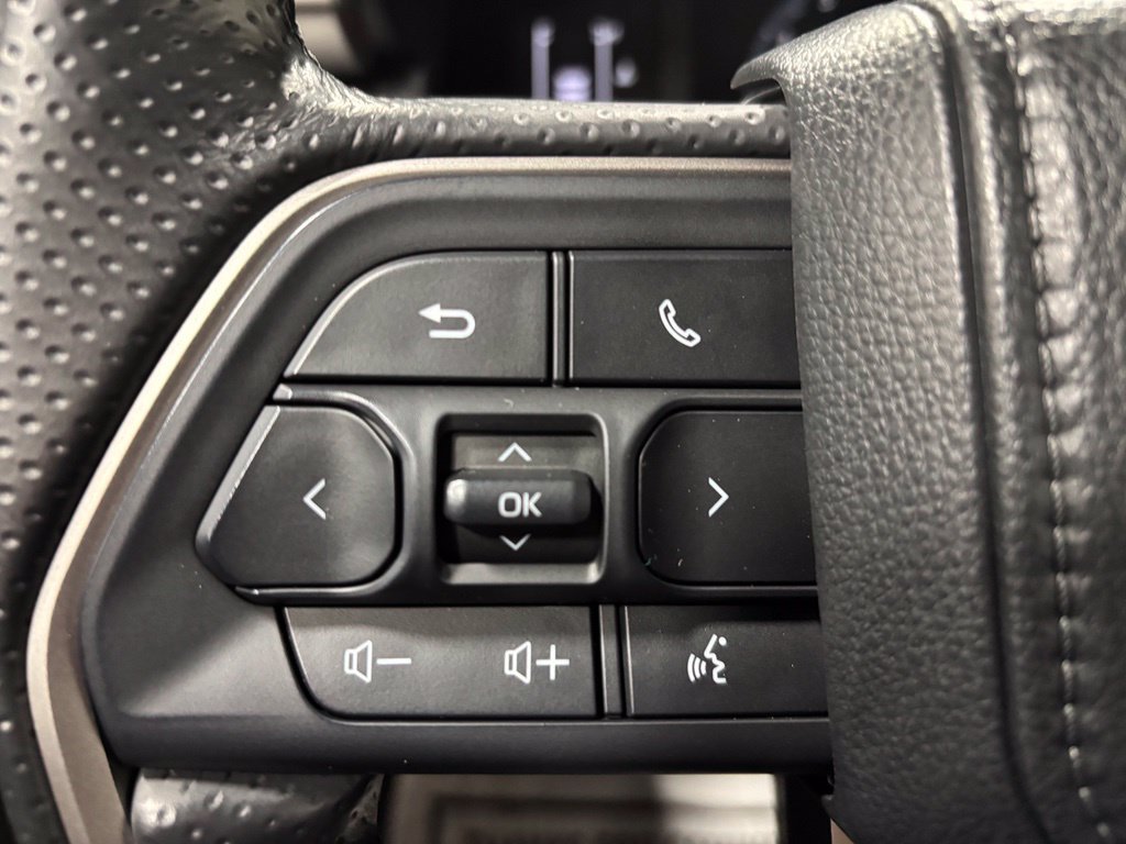 Used 2026 Toyota 4Runner SR5 AWD/4WD image 19