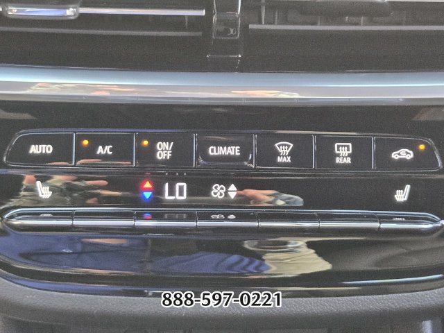 Used 2024 Buick Envista Avenir FWD image 24