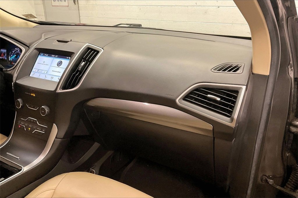 Used 2019 Ford Edge SEL w/ Equipment Group 201A image 14