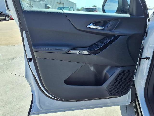 New 2027 Chevrolet Equinox LT FWD image 12