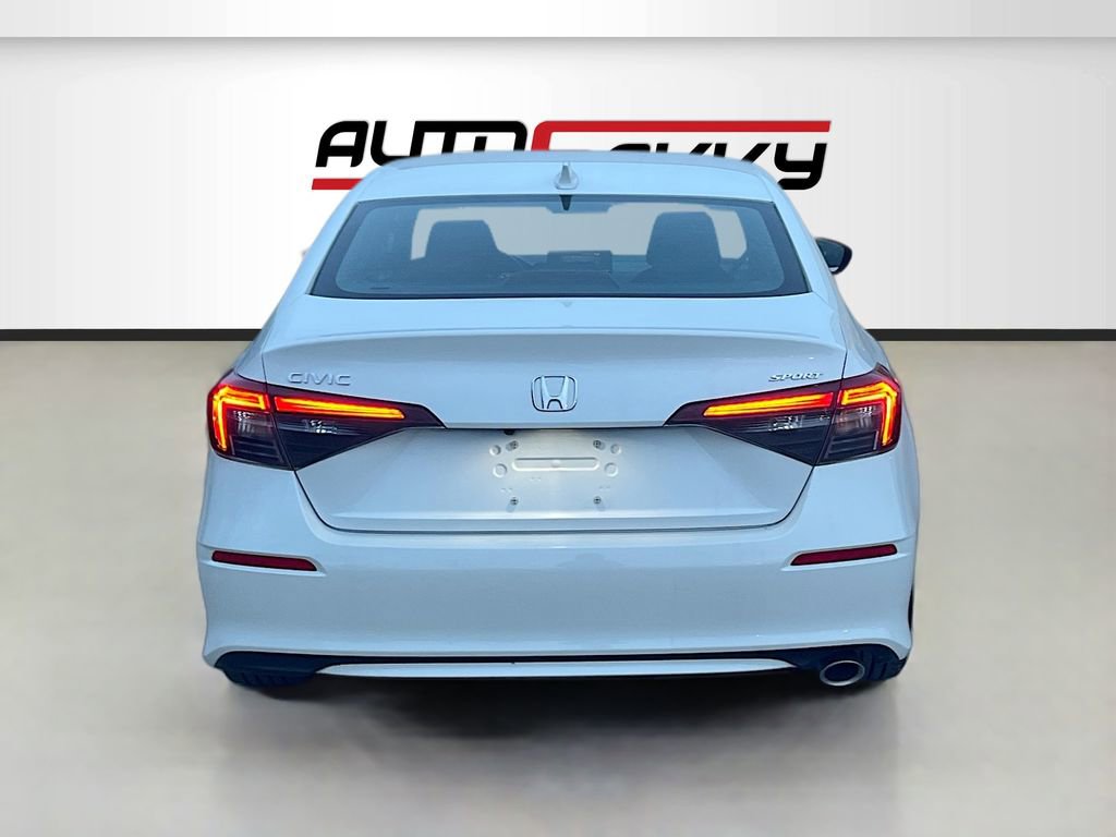 Used 2025 Honda Civic Sport image 6